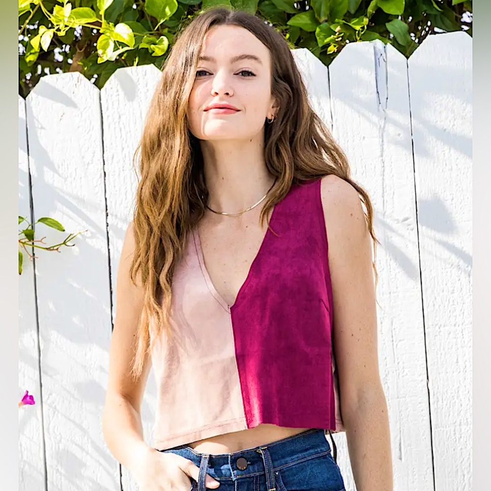 Wyllo En Crème Suede Color Block Top